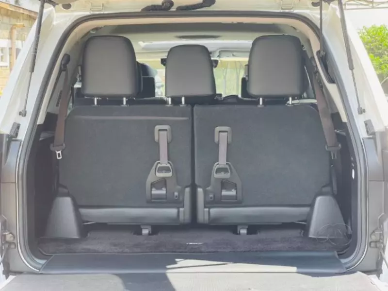 Lexus LX 570   - 2018