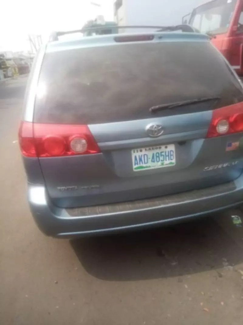 Toyota Sienna