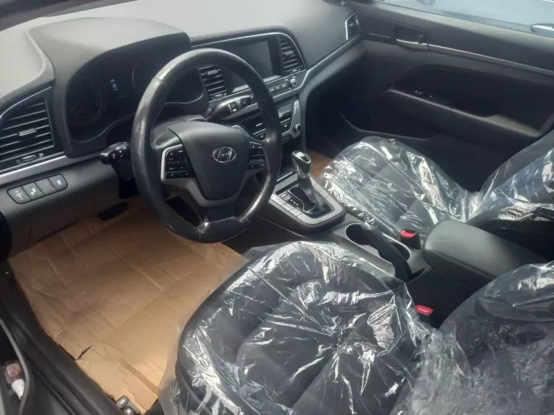 Hyundai Elantra   - 2017