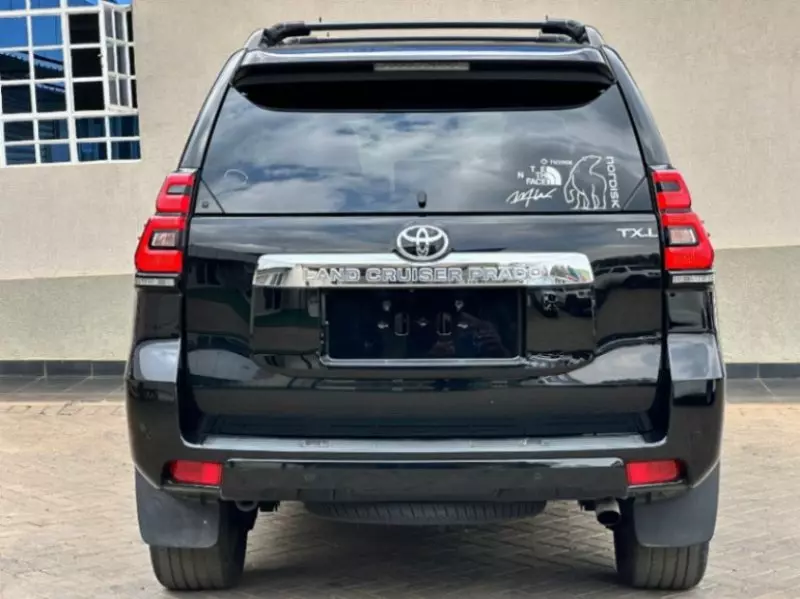 Toyota Landcruiser Prado   - 2019