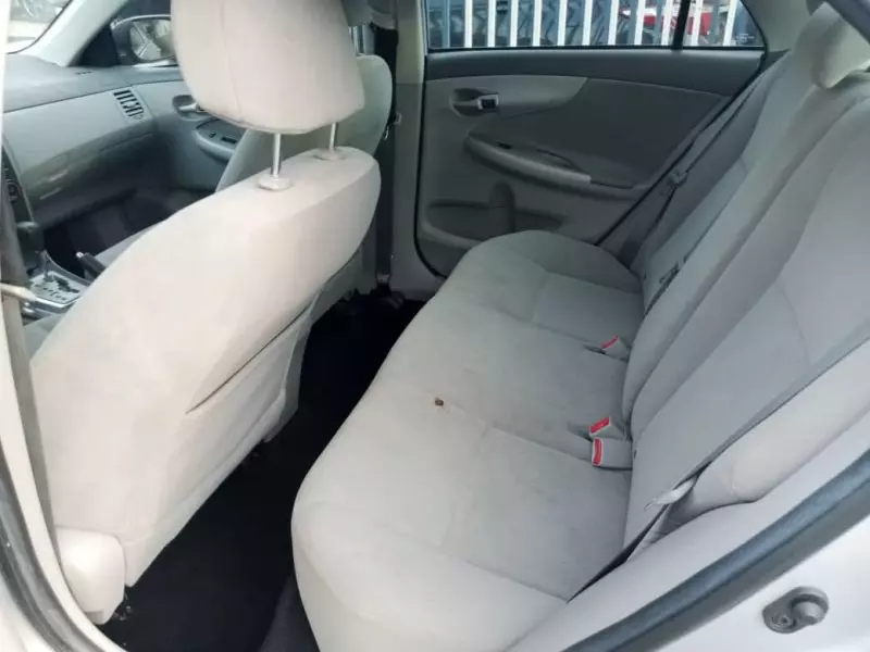 Toyota Corolla   - 2010