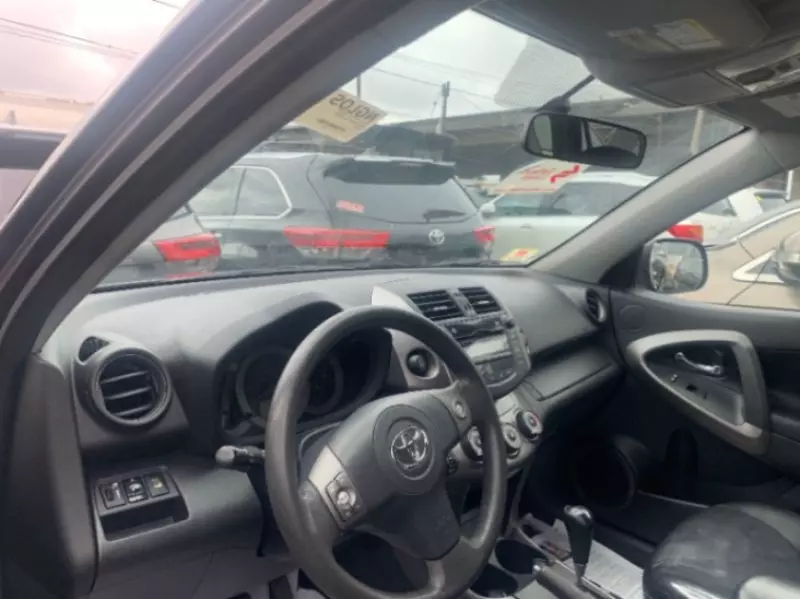 Toyota RAV 4   - 2009