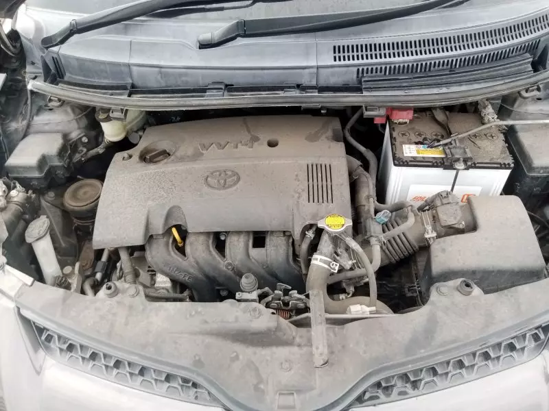 Toyota Ist    - 2012