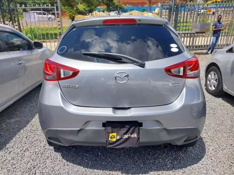 Mazda Demio   - 2015