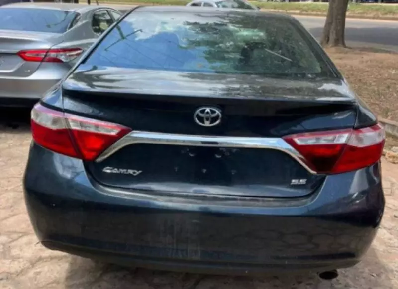 Toyota Camry   - 2017