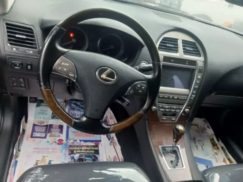 Lexus ES 350   - 2011