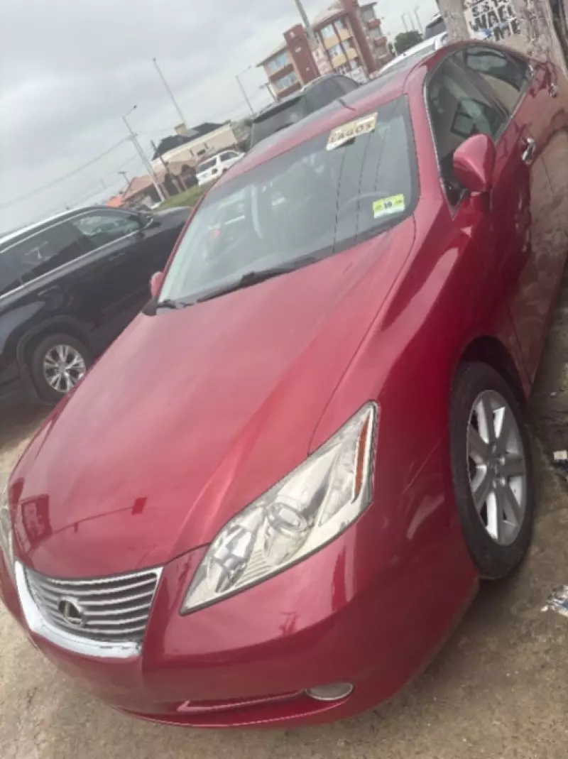 Lexus ES 350   - 2009