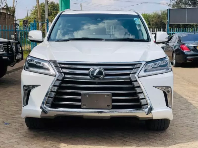 Lexus LX 570   - 2018