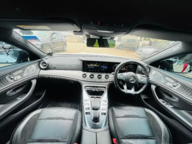 Mercedes-Benz AMG GT   - 2020