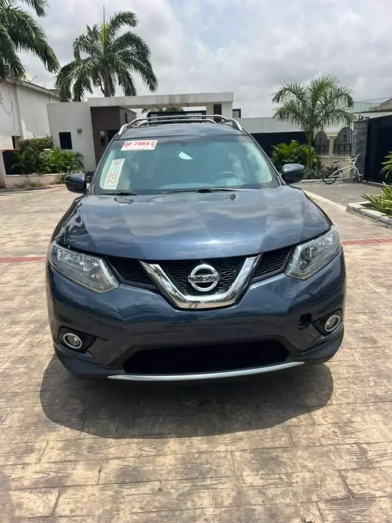Nissan Rogue   - 2016