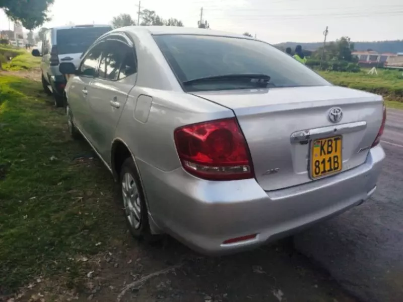 Toyota Allion    - 2006