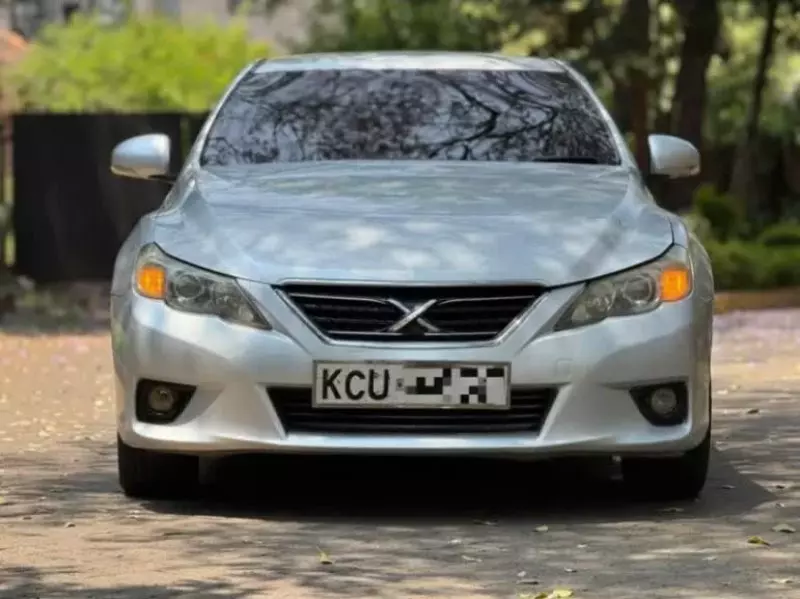 Toyota Mark X   - 2012