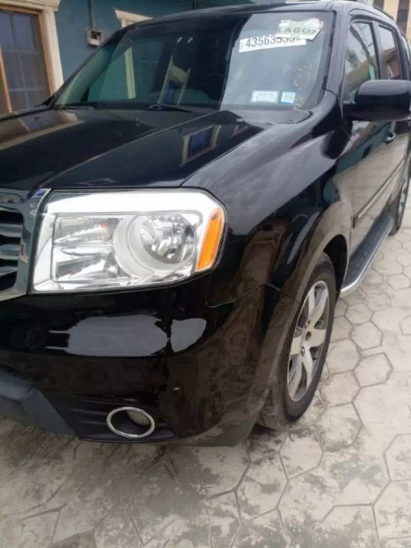 Honda Pilot   - 2012