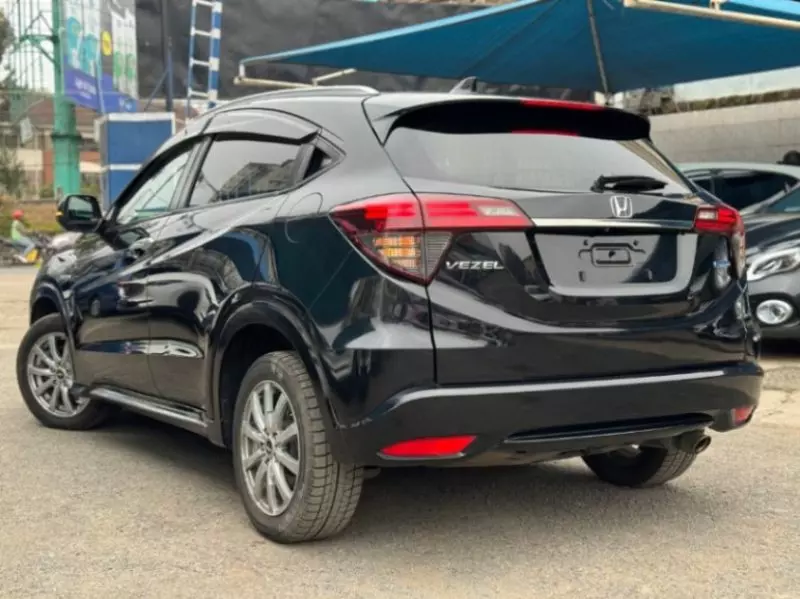Honda Vezel    - 2018