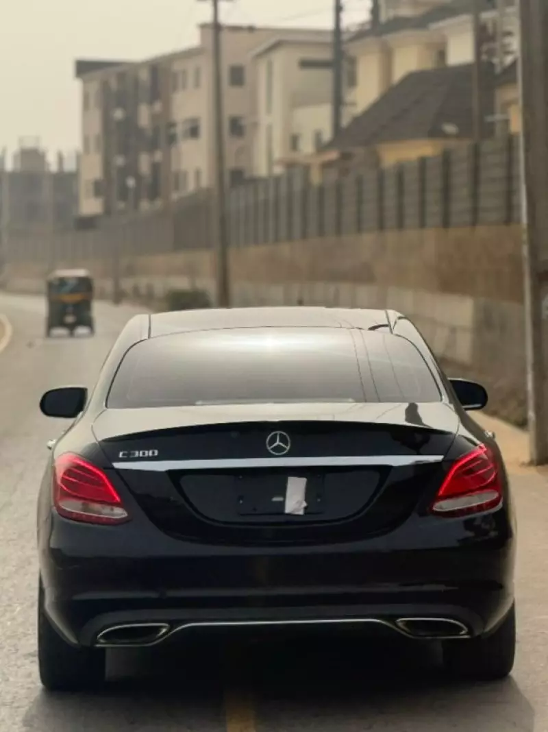 Mercedes-Benz C-Class
