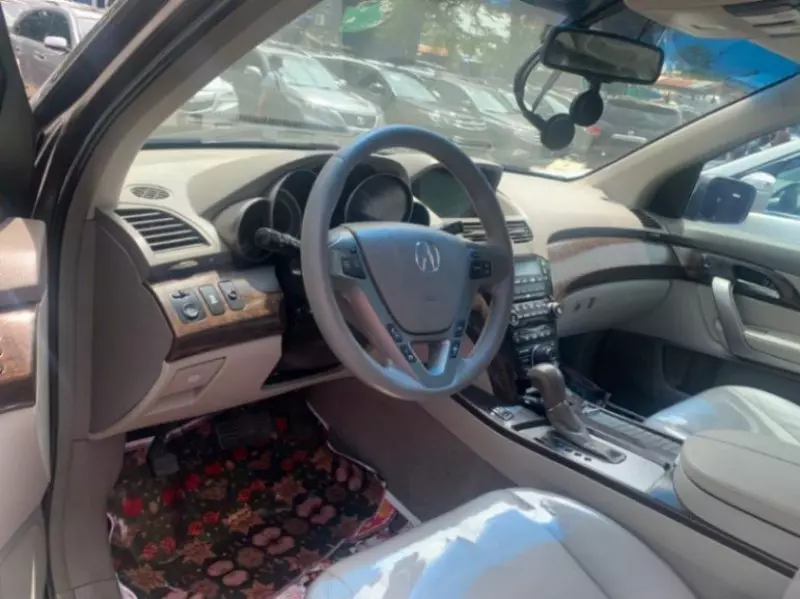 Acura MDX   - 2010