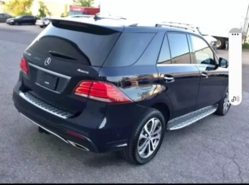 Mercedes-Benz GLE 400   - 2017
