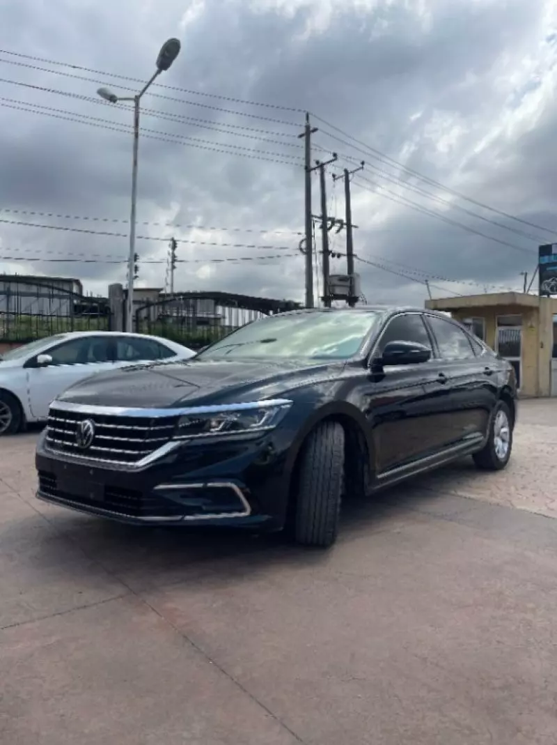 VOLKSWAGEN polo sedadan trend  ba ess   - 2022