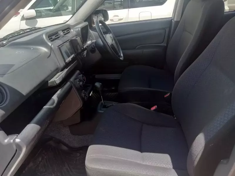Toyota Succeed    - 2016
