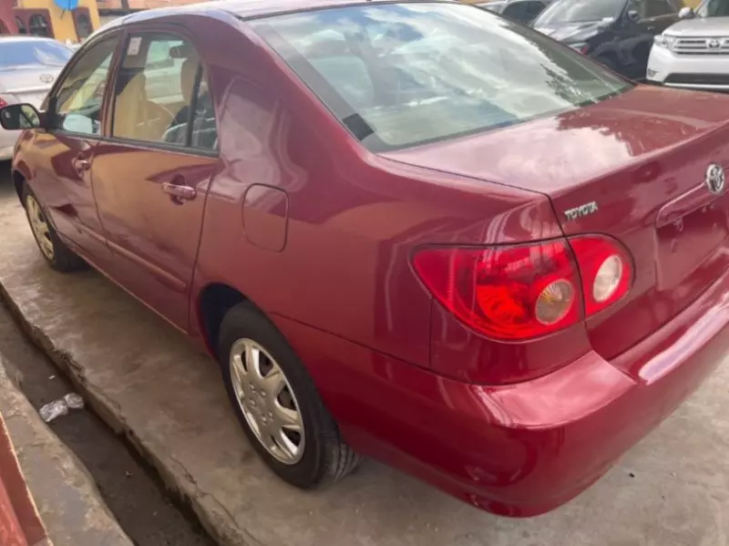 Toyota Corolla   - 2008