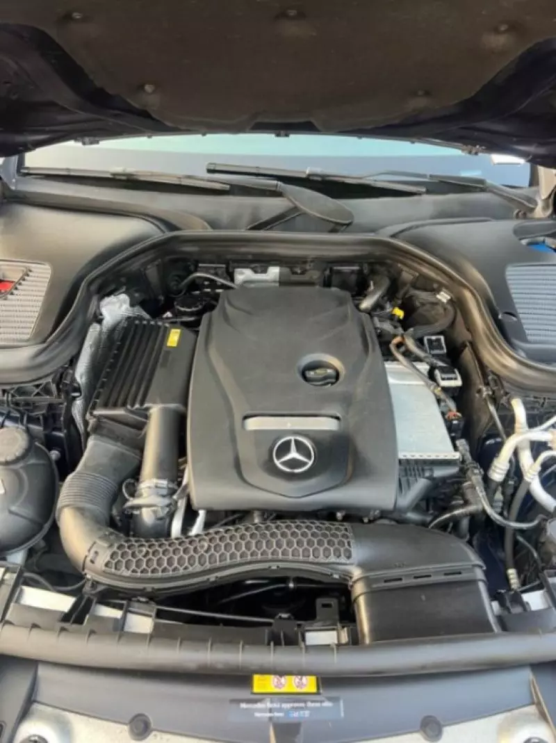 Mercedes-Benz GLC 300   - 2017