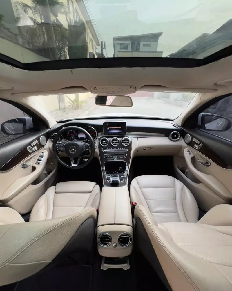 Mercedes-Benz C 300   - 2015