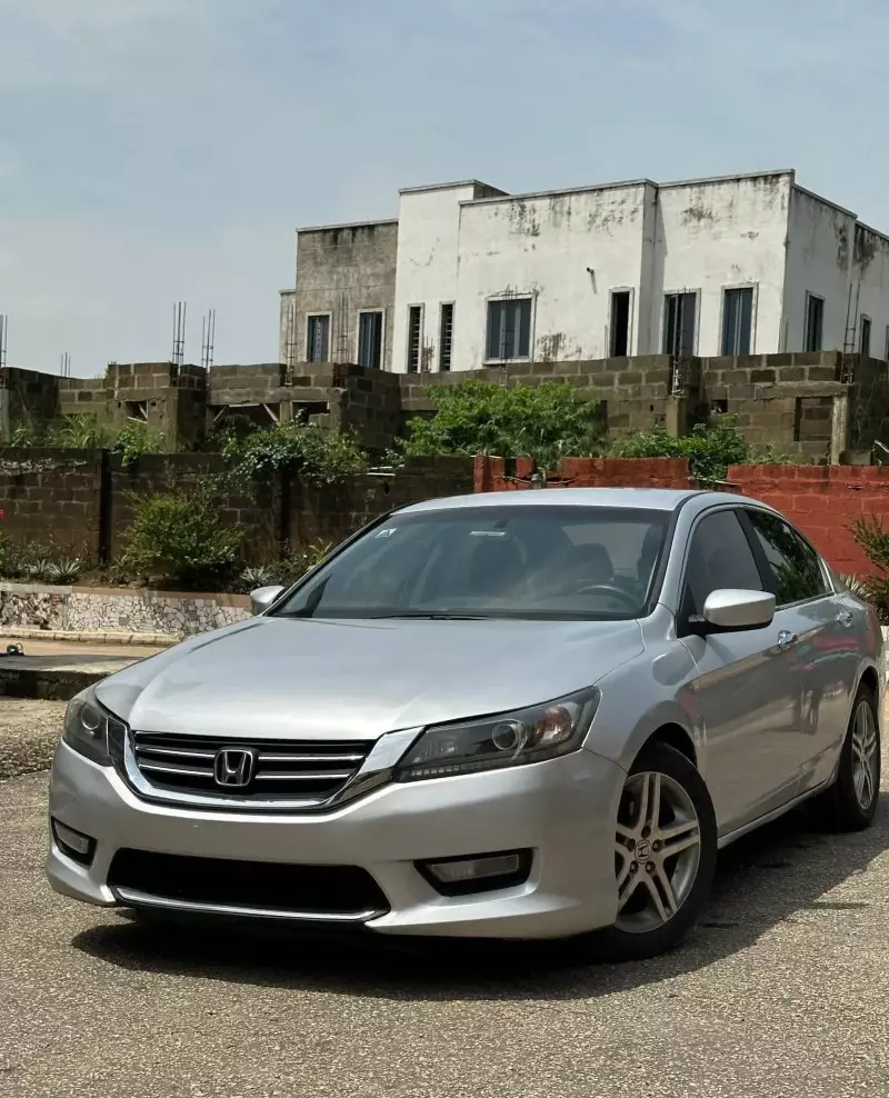 Honda Accord   - 2015