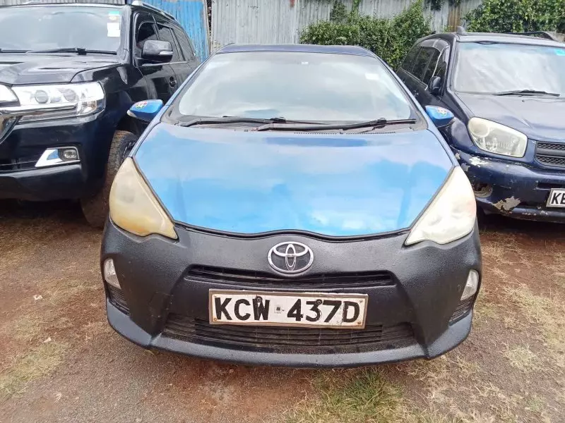 Toyota Aqua Hybrid   - 2013