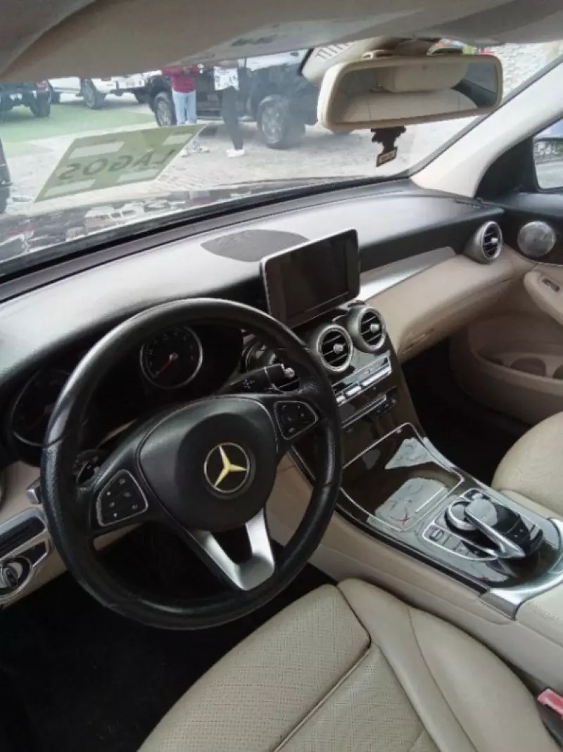 Mercedes-Benz GLC 300