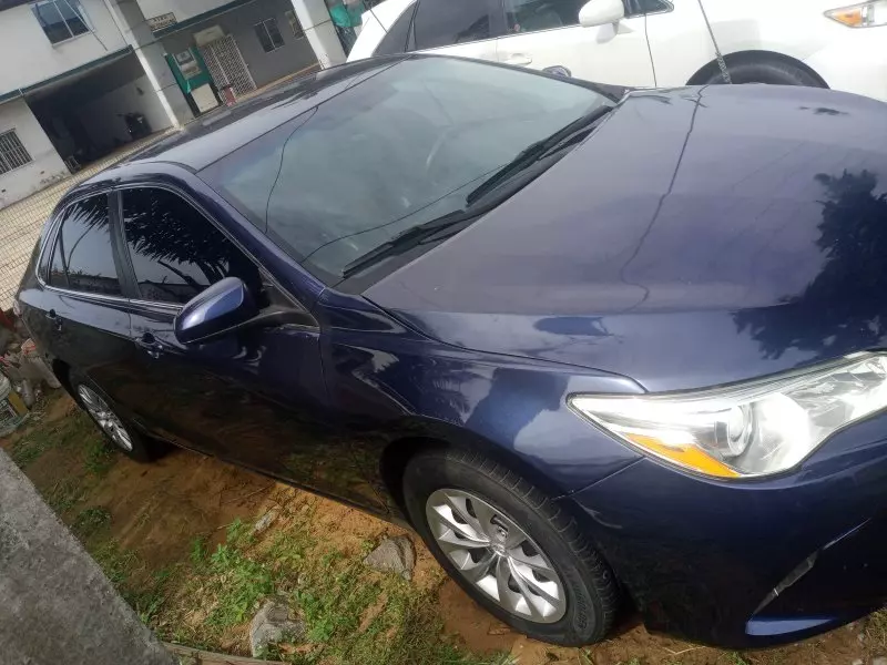 Toyota Camry   - 2016