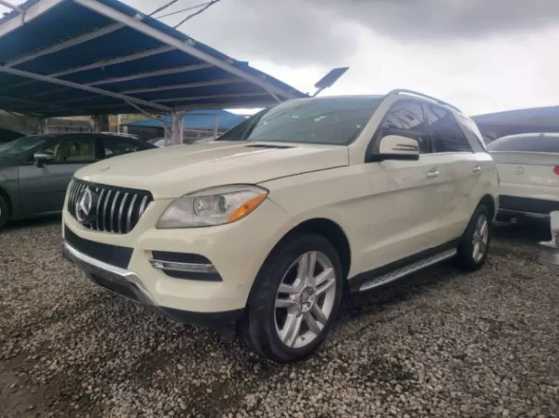 Mercedes-Benz ML 350   - 2011