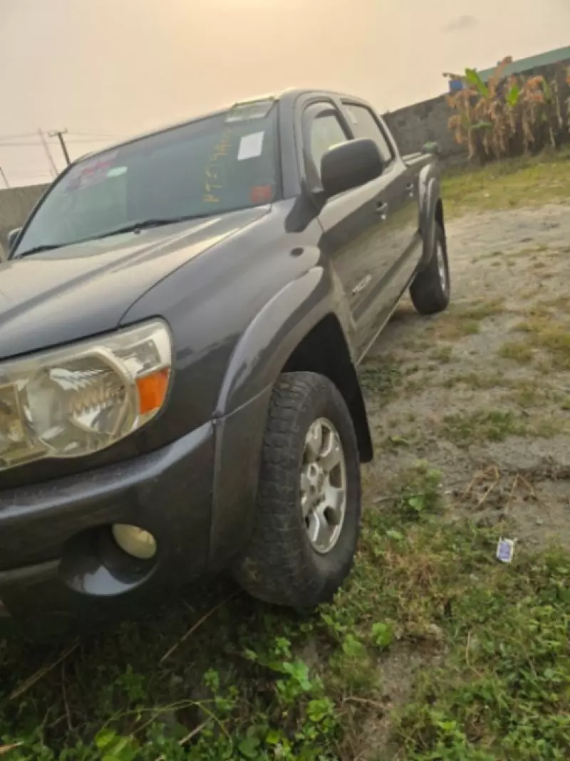Toyota Tacoma