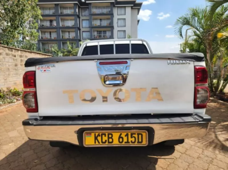 Toyota Hilux   - 2008