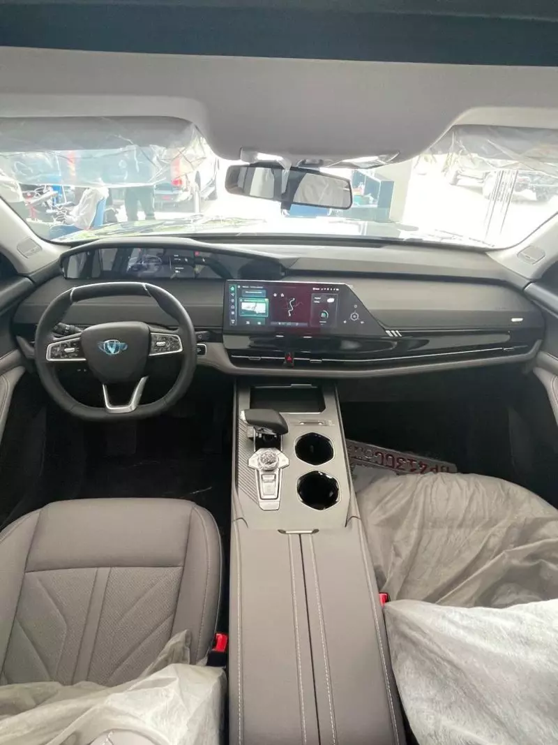 CHANGAN Uni-k   - 2024