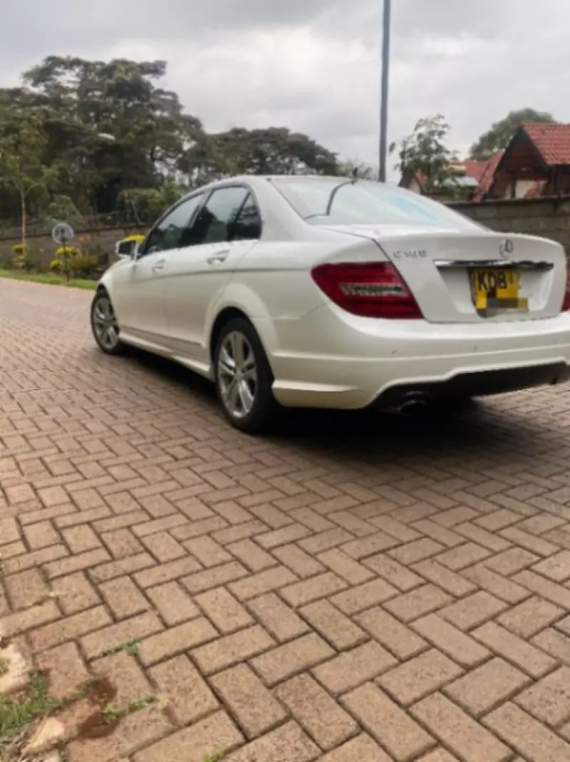 Mercedes-Benz C 180   - 2013