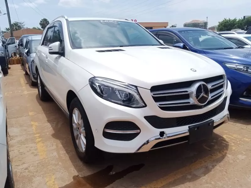 Mercedes-Benz GLE 350   - 2013