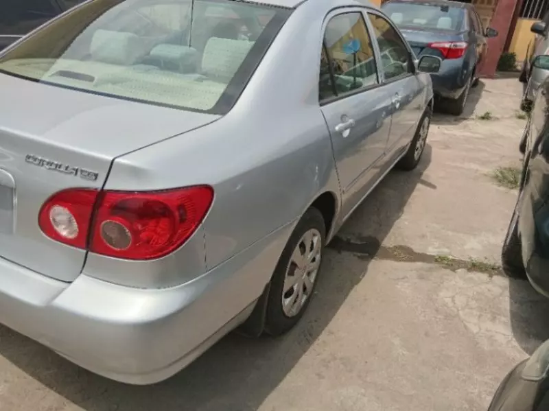 Toyota Corolla   - 2007