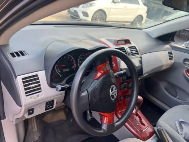 Toyota Corolla   - 2013