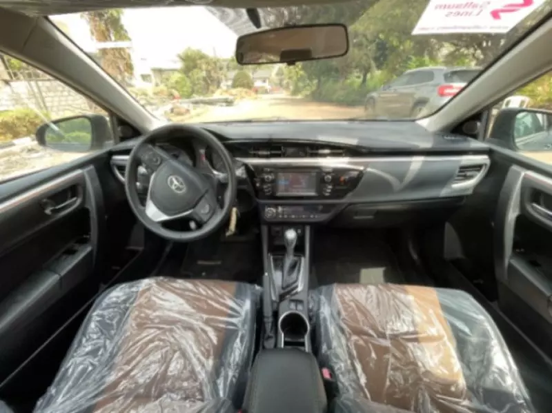 Toyota Corolla   - 2014