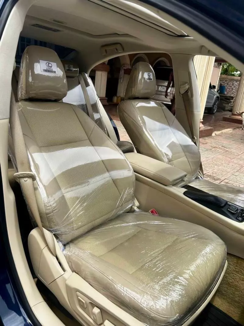 Lexus ES 350   - 2013