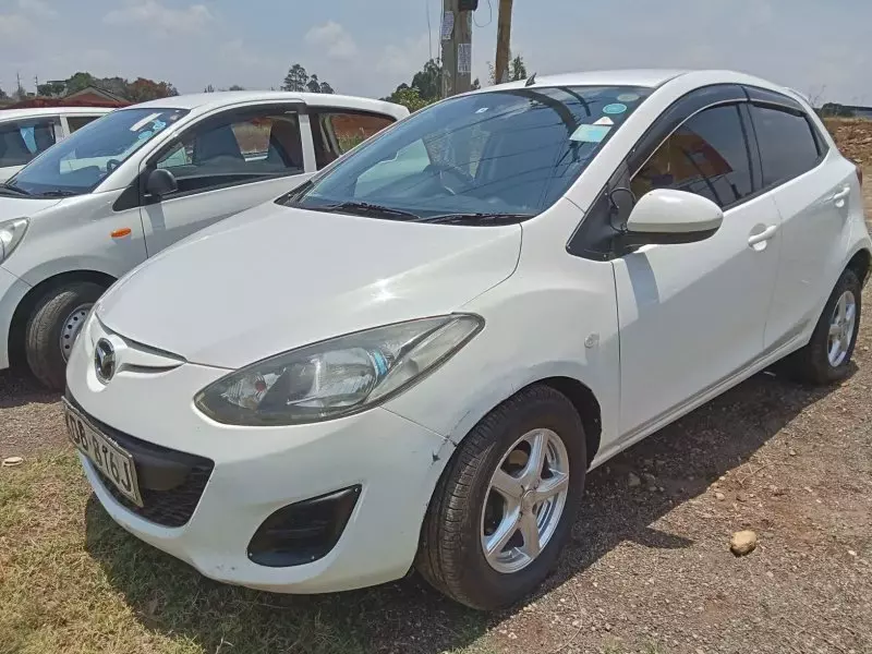 Mazda Demio   - 2013