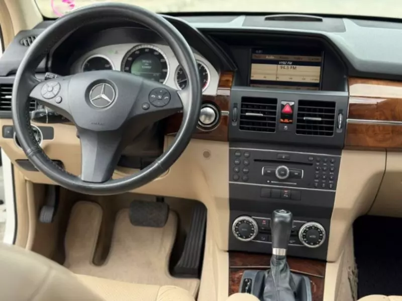 Mercedes-Benz GLK 350   - 2012