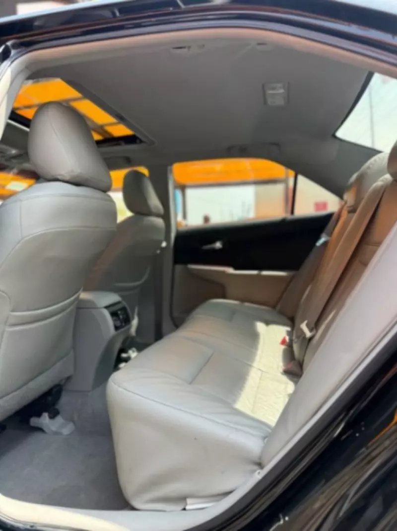 Toyota Camry   - 2014