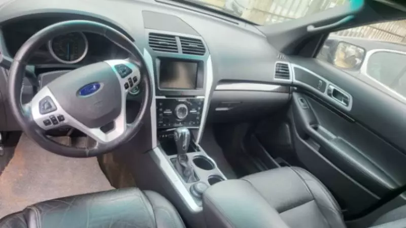 Ford Explorer   - 2013