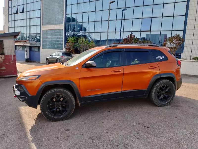 JEEP Cherokee   - 2014