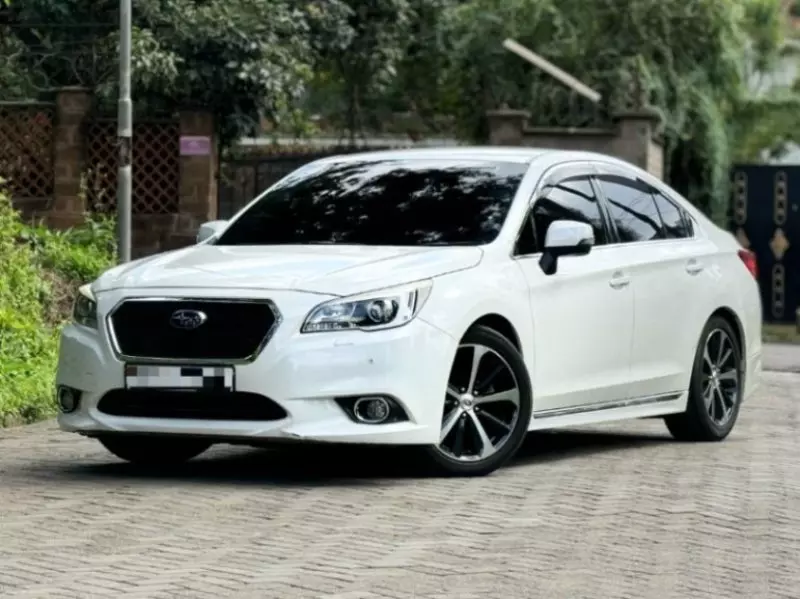 Subaru Legacy B4   - 2018