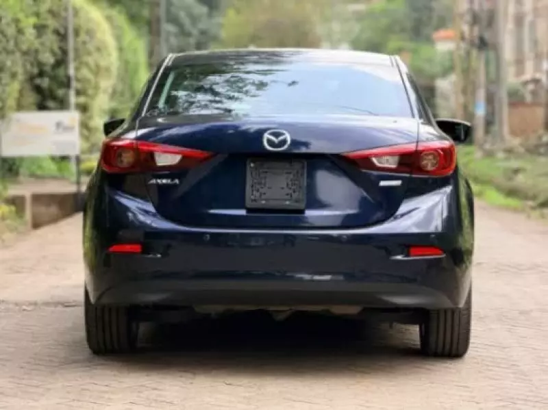 Mazda Axela    - 2018