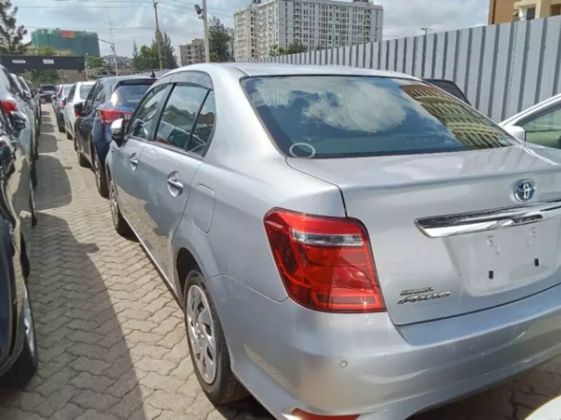 Toyota Axio    - 2018