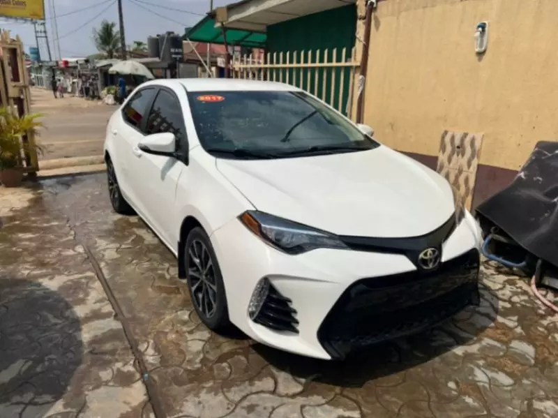 Toyota Corolla   - 2017