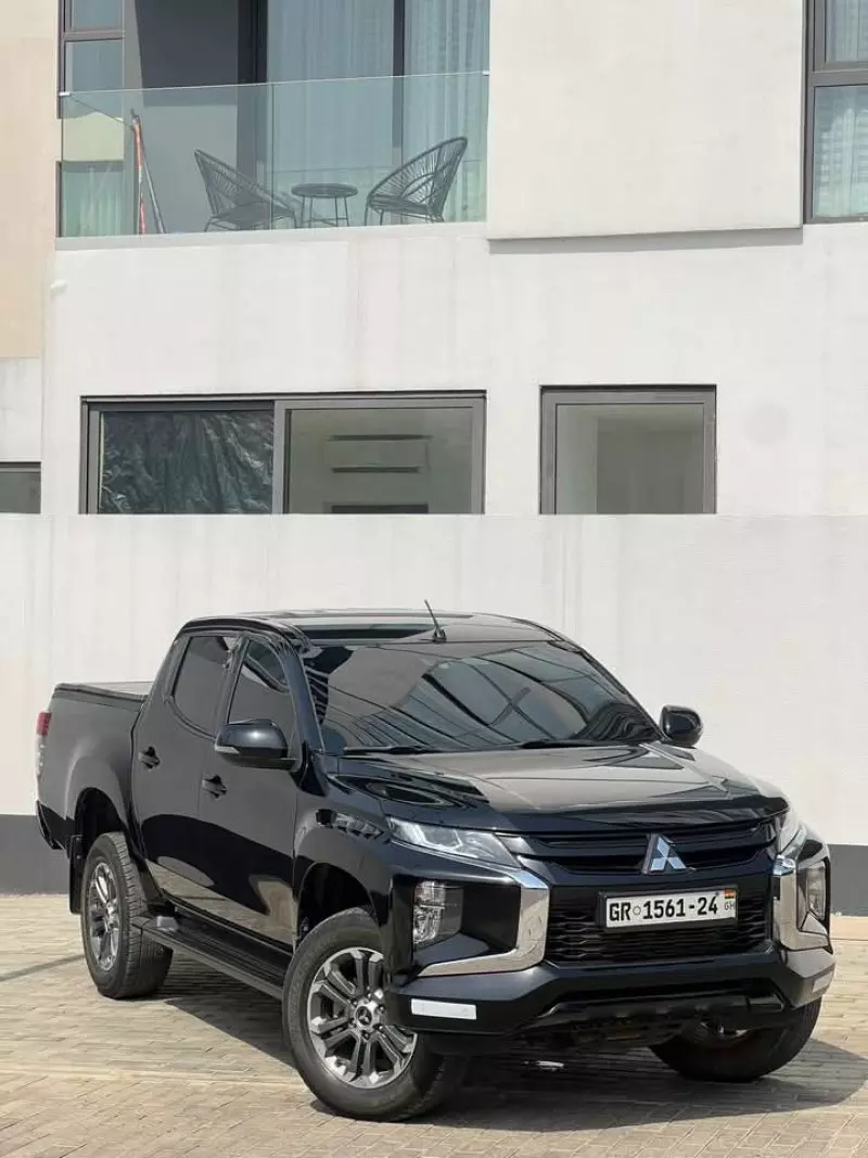 Mitsubishi L200 D/C Sportero A/T   - 2023